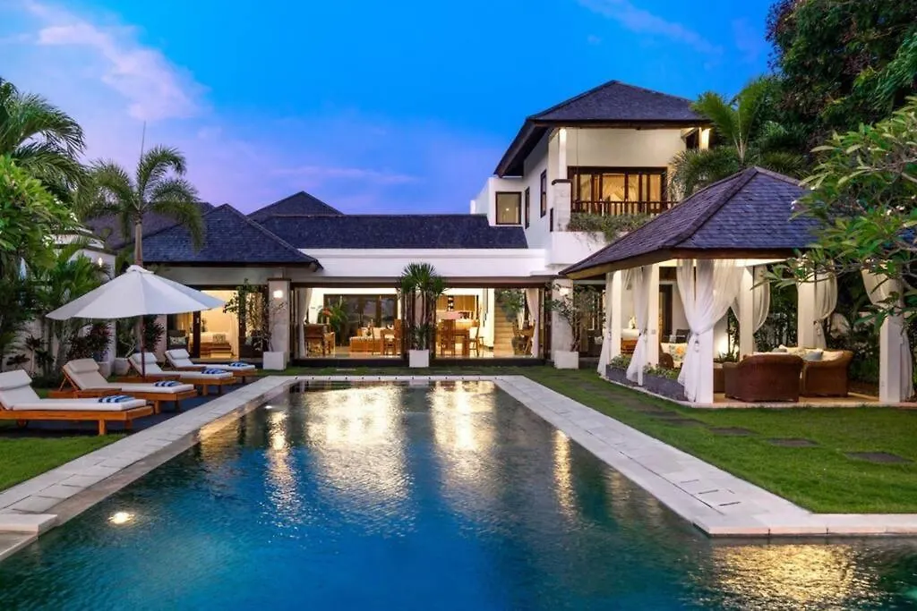 Lugano Beach Sunset Private Pool 3 Bedroom Villa #Iq19 Nusa Dua  Nusa Dua (Bali)